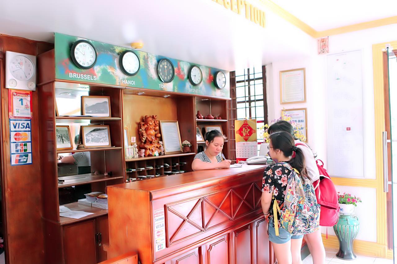 Khách Sạn Cây Thông Tam Ðảo Exterior foto